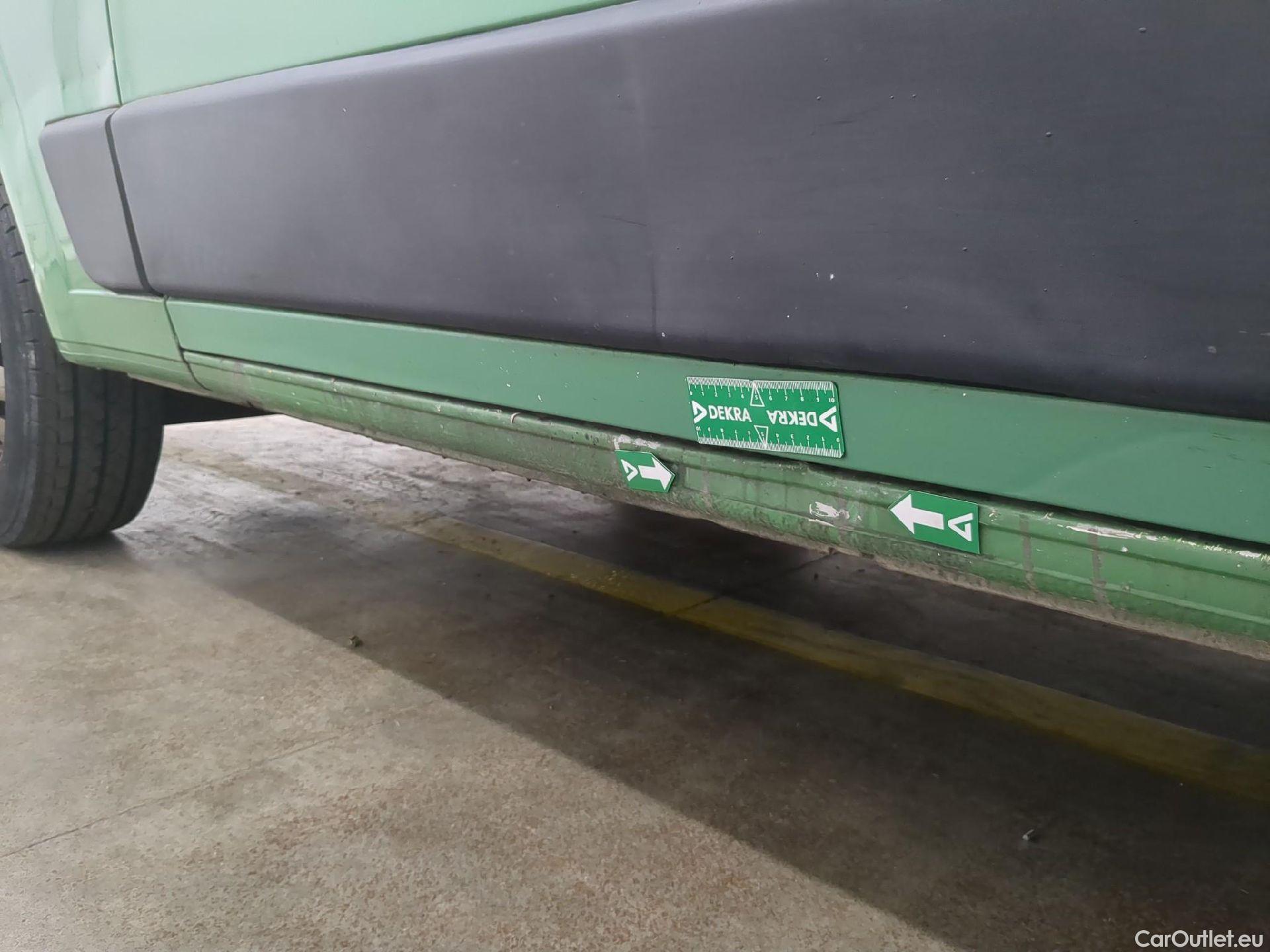  Citroen  Jumper CITROEN  VU 4p Fourgon 33 L2H2 BlueHDi 130 BVM6 Club #28