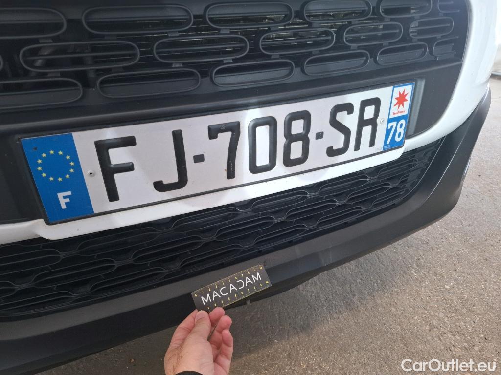  Citroen  C3  Société Feel Nav 1.5 BlueHDI 100CV BVM5 E6dT #24