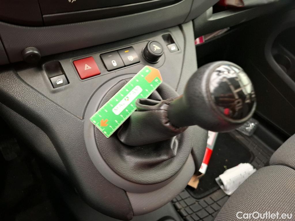  Citroen  Berlingo  Fourgon Club L1 (Court) 1.6 BlueHDi 75CV BVM5 E6 #17