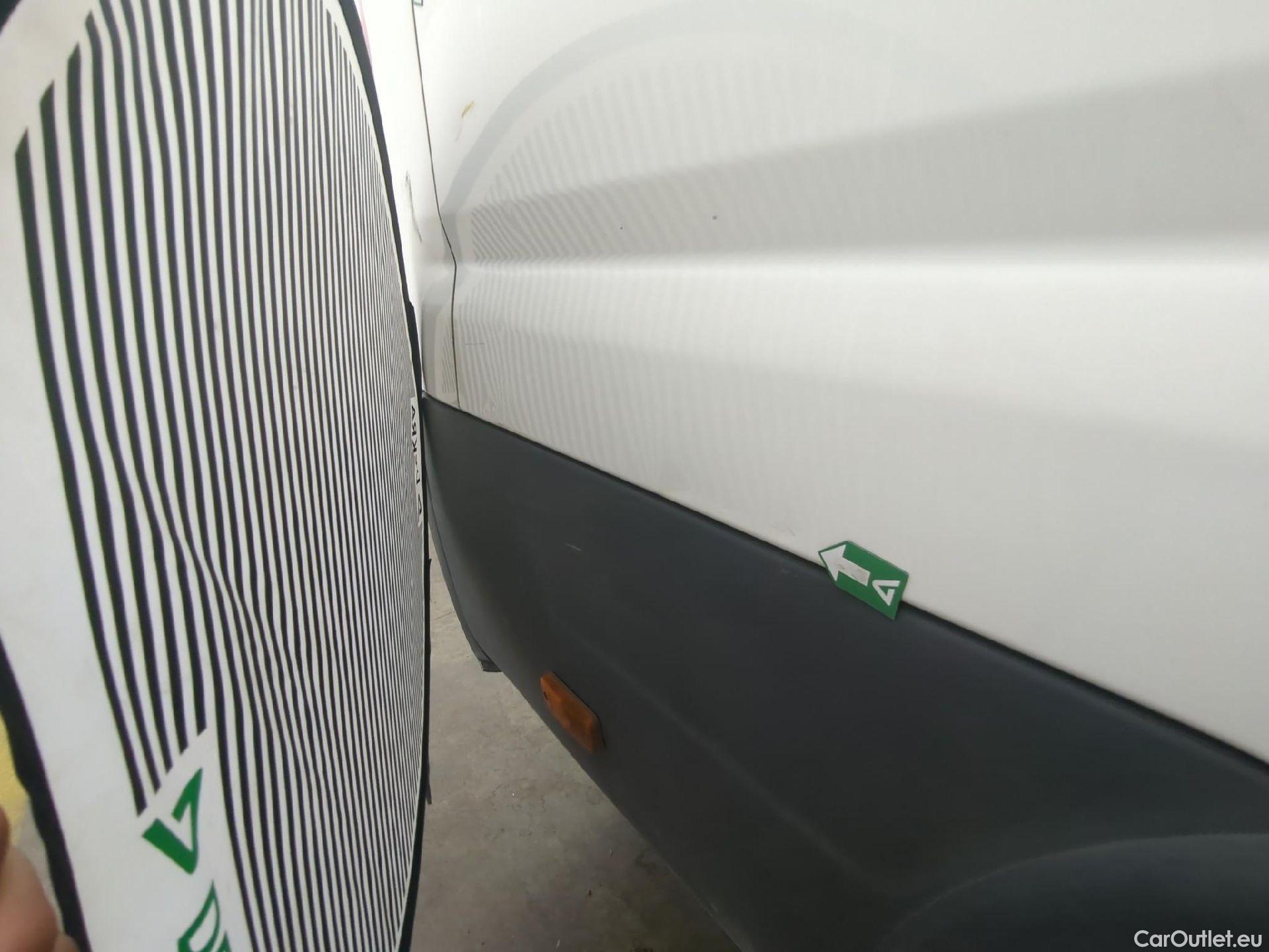  Citroen  Jumper CITROEN  CA VU 4p Fourgon 35 L4H2 HDI 130 Cab. Approfondie Confort #52
