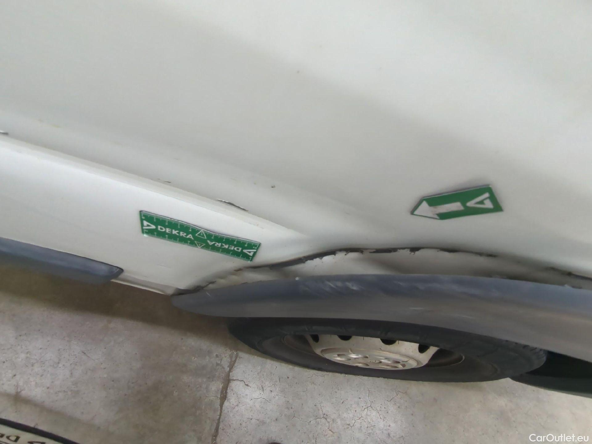  Citroen  Jumper CITROEN  CA VU 4p Fourgon 35 L4H2 HDI 130 Cab. Approfondie Confort #115