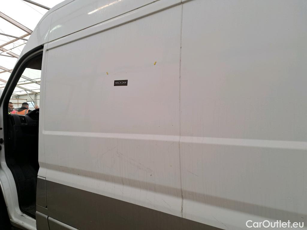  Peugeot  Boxer PEUGEOT  VU 4p VNA 2.0 BLUEHDI 110 PREMIUM 333 L1H2 fourgon tôlé #1