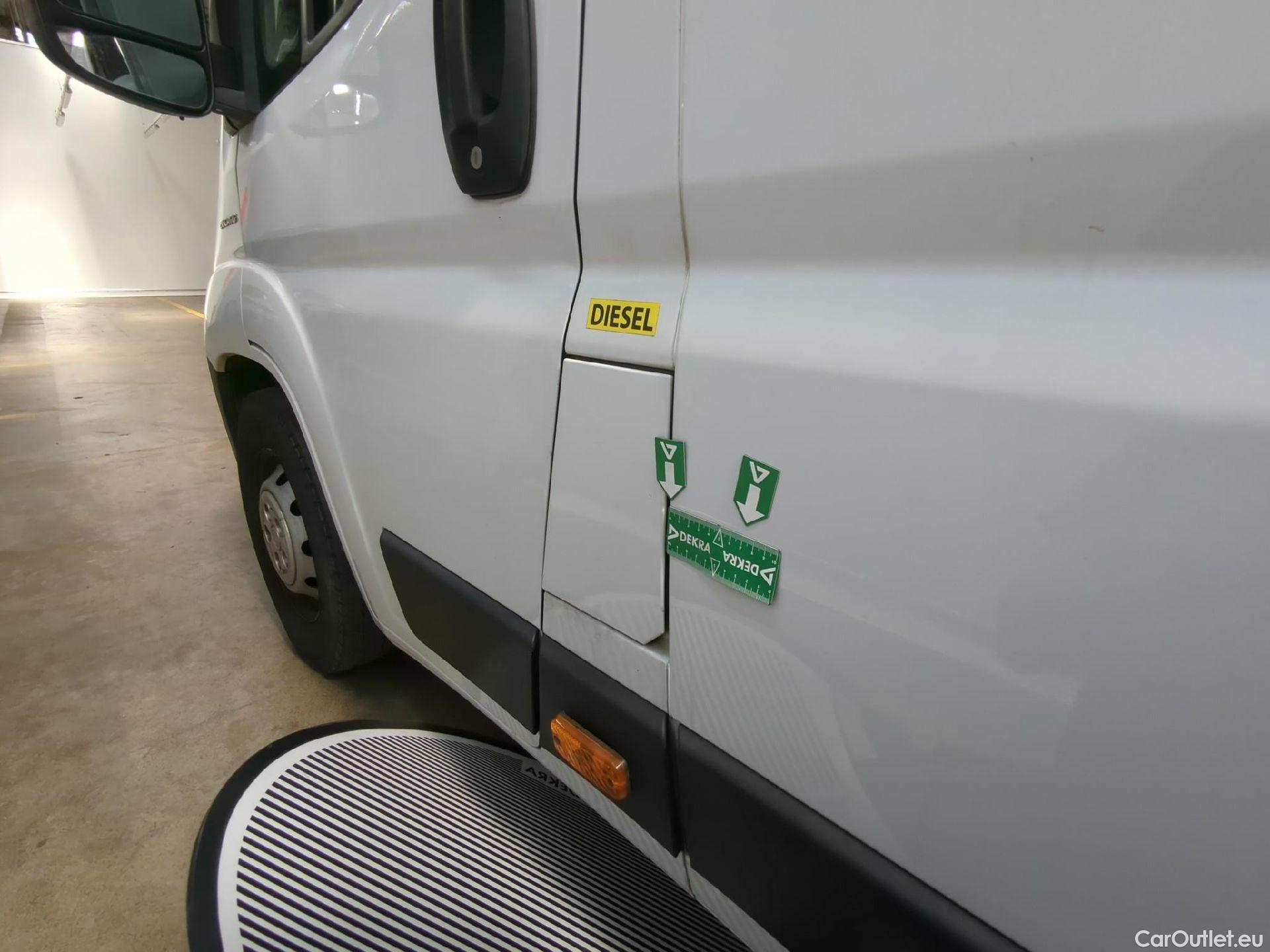  Fiat  Ducato FIAT  / 2014 / 4P / Fourgon tôlé Maxi 3.5 XL H2 2.3 Mjet 140 Pack Pro Nav #21
