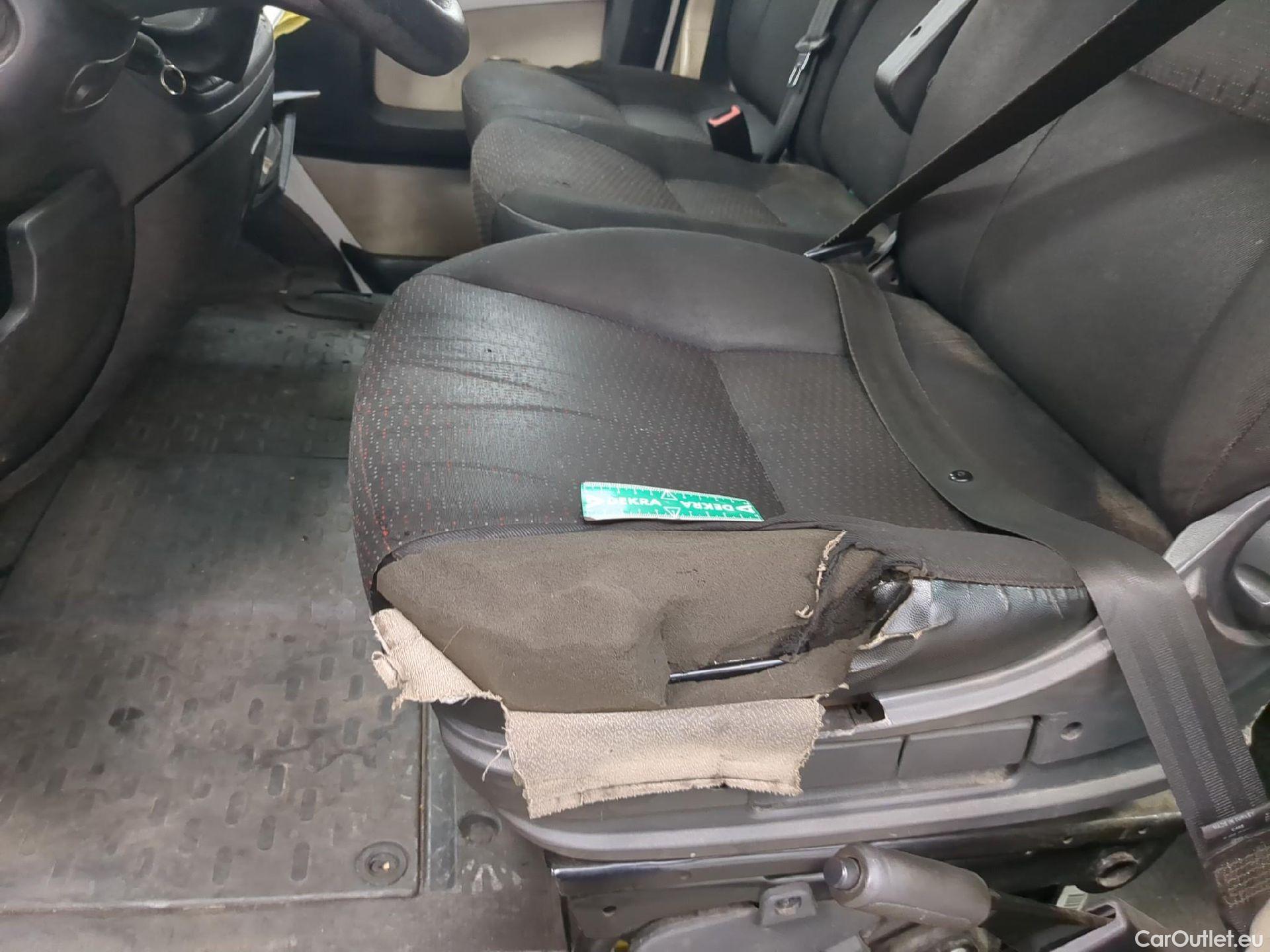  Citroen  Jumper CITROEN  CA VU 4p Fourgon 35 L4H2 HDI 130 Cab. Approfondie Confort #34