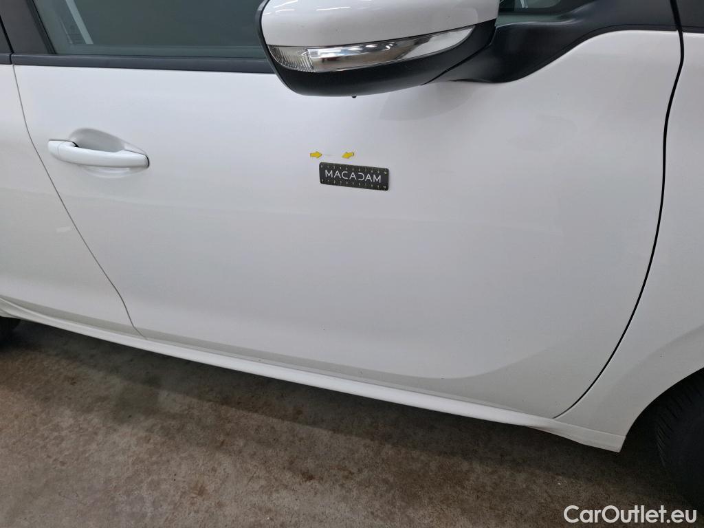  Peugeot  208  Affaire Premium Pack 1.5 HDi 100CV BVM5 E6dT #35
