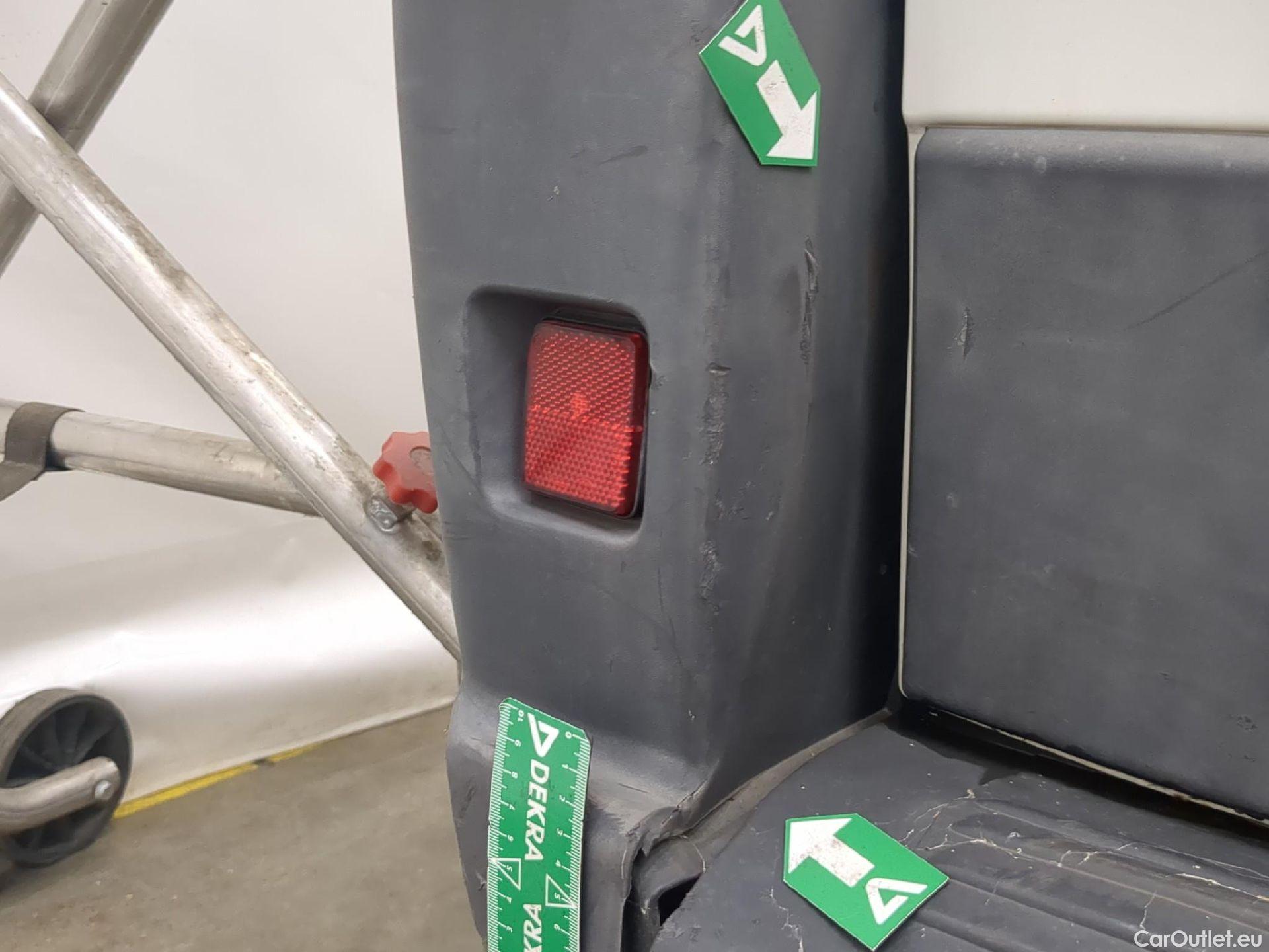  Citroen  Jumper CITROEN  CA VU 4p Fourgon 35 L4H2 HDI 130 Cab. Approfondie Confort #128