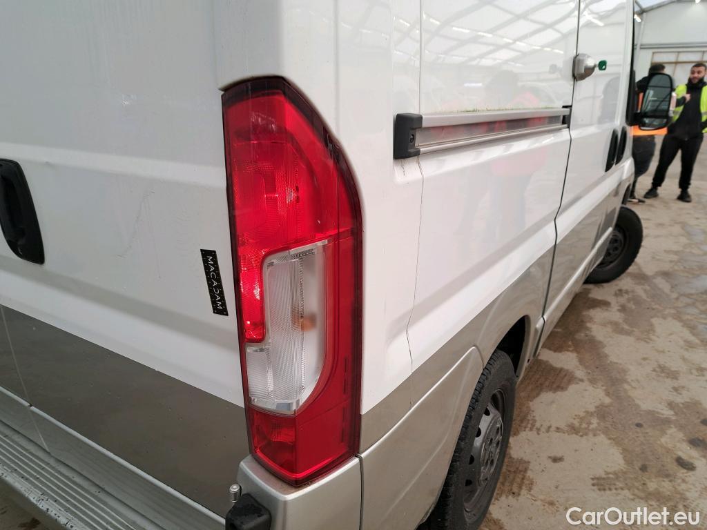  Peugeot  Boxer PEUGEOT  VU 4p VNA 2.0 BLUEHDI 110 PREMIUM 333 L1H2 fourgon tôlé #31