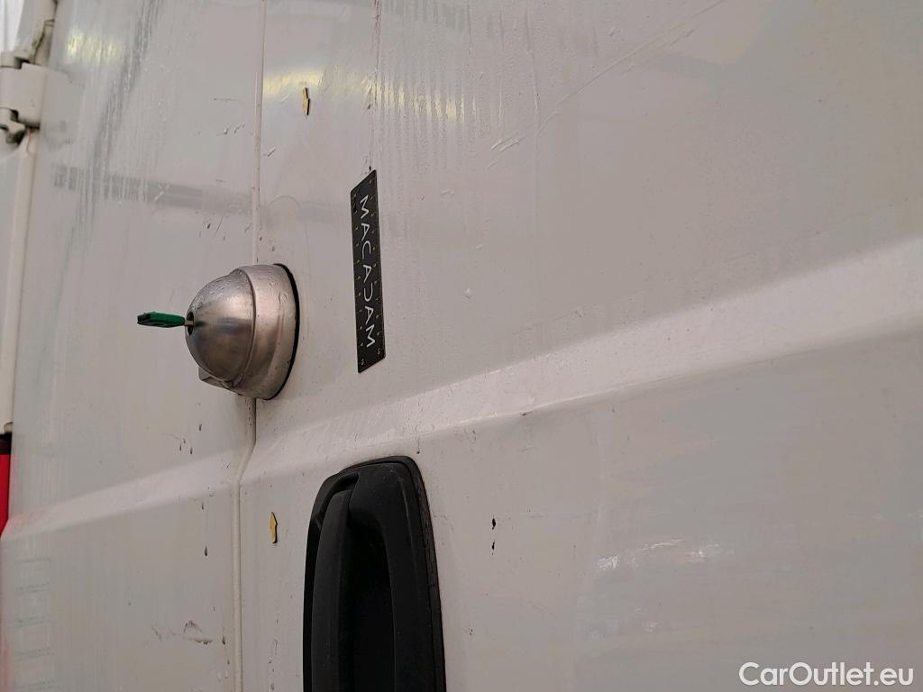  Peugeot  Boxer PEUGEOT  VU 4p VNA 2.0 BLUEHDI 110 PREMIUM 333 L1H2 fourgon tôlé #38