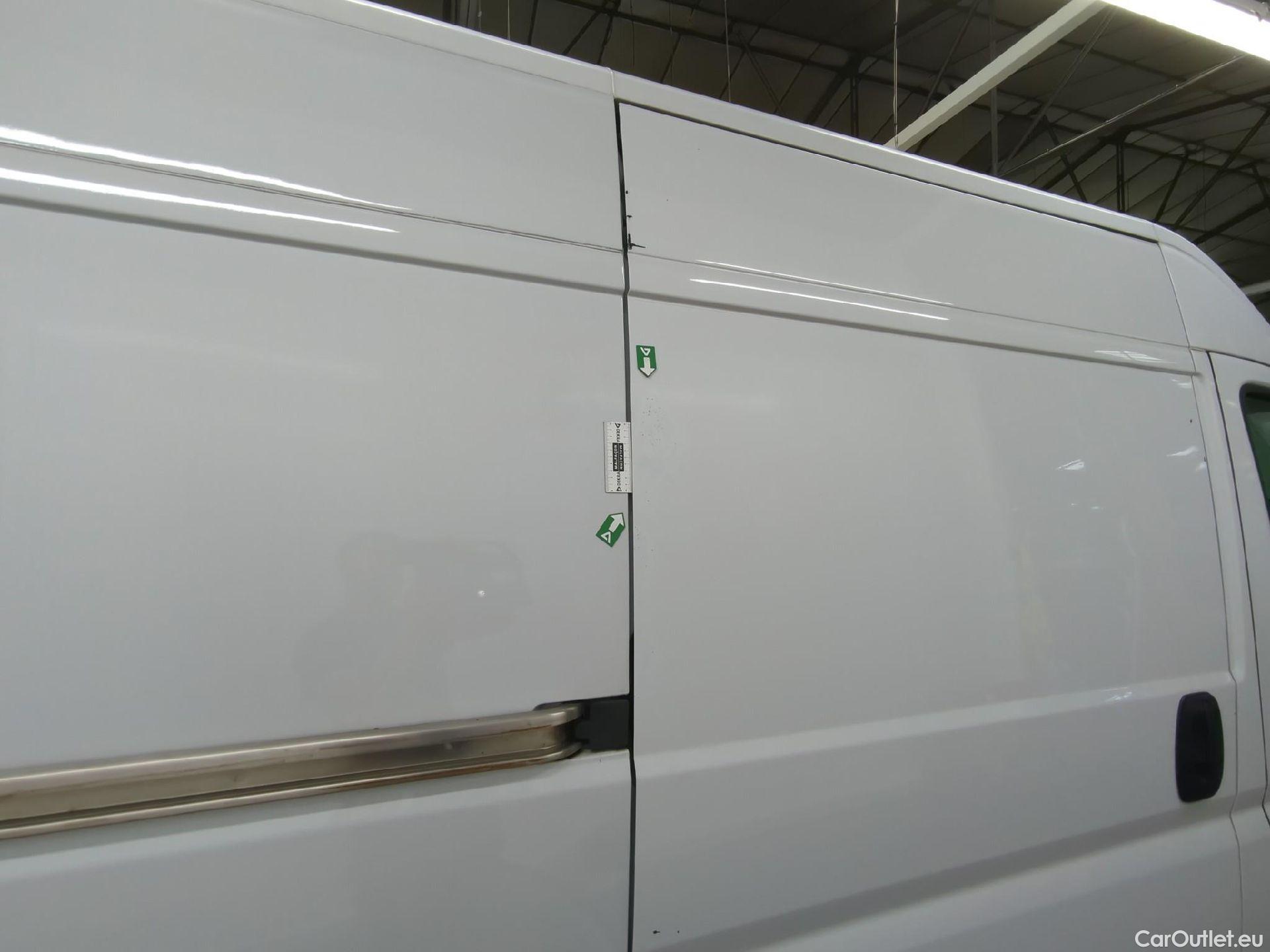  Fiat  Ducato FIAT  / 2014 / 4P / Fourgon tôlé Maxi 3.5 XL H2 2.3 Mjet 140 Pack Pro Nav #15
