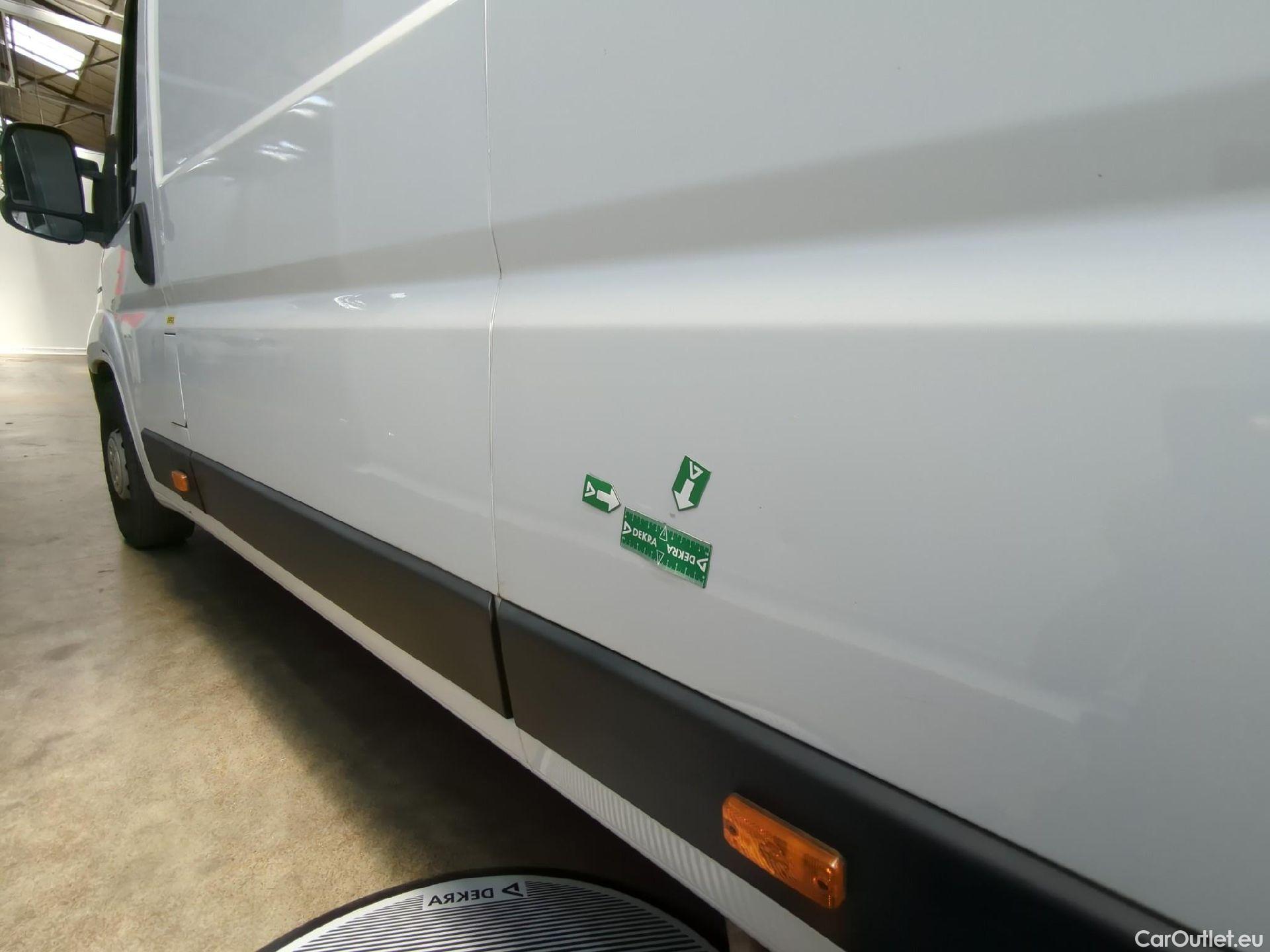  Fiat  Ducato FIAT  / 2014 / 4P / Fourgon tôlé Maxi 3.5 XL H2 2.3 Mjet 140 Pack Pro Nav #26