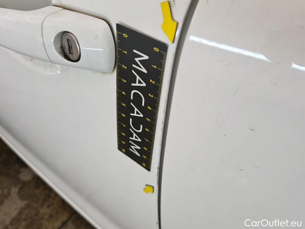  Peugeot  208  Affaire Premium Pack 1.2 80CV BVM5 E6dT #23