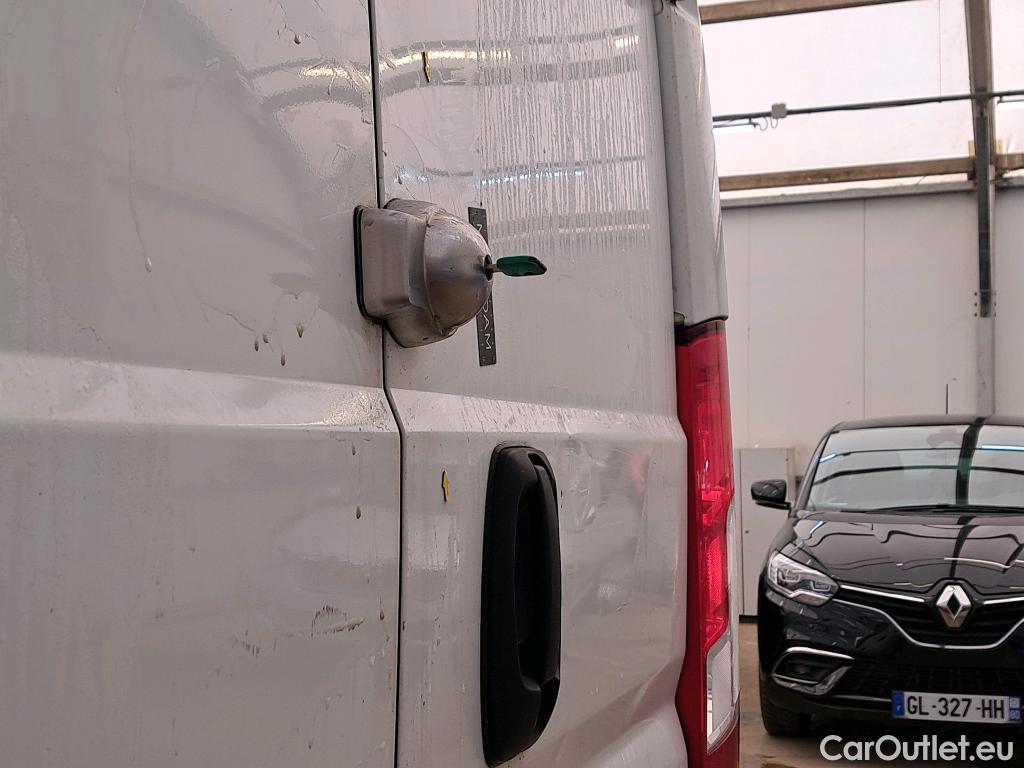  Peugeot  Boxer PEUGEOT  VU 4p VNA 2.0 BLUEHDI 110 PREMIUM 333 L1H2 fourgon tôlé #39