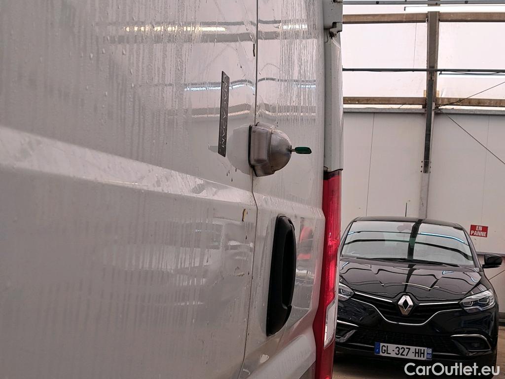  Peugeot  Boxer PEUGEOT  VU 4p VNA 2.0 BLUEHDI 110 PREMIUM 333 L1H2 fourgon tôlé #42