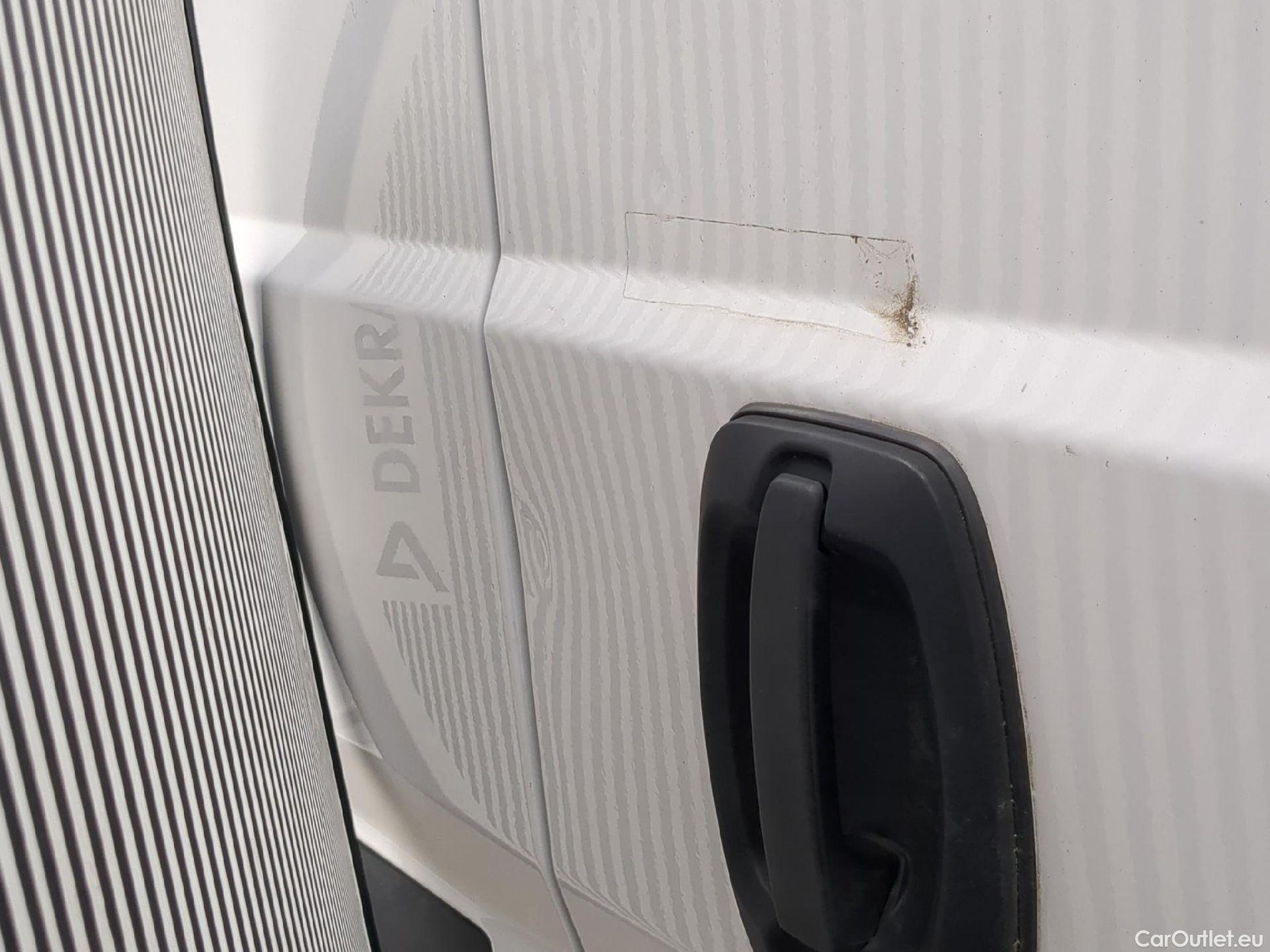  Fiat  Ducato FIAT  / 2014 / 4P / Fourgon tôlé Maxi 3.5 XL H2 2.3 Mjet 140 Pack Pro Nav #38