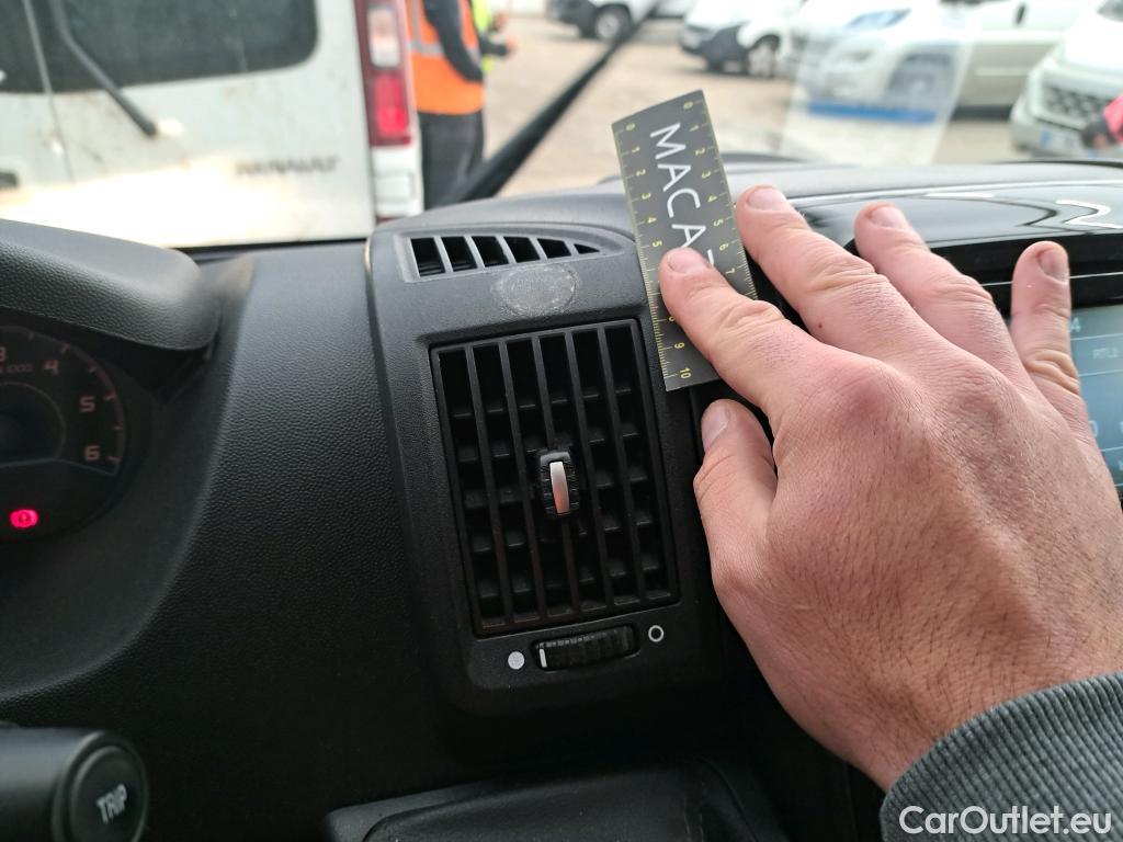  Peugeot  Boxer PEUGEOT  VU 4p VNA 2.0 BLUEHDI 110 PREMIUM 333 L1H2 fourgon tôlé #83
