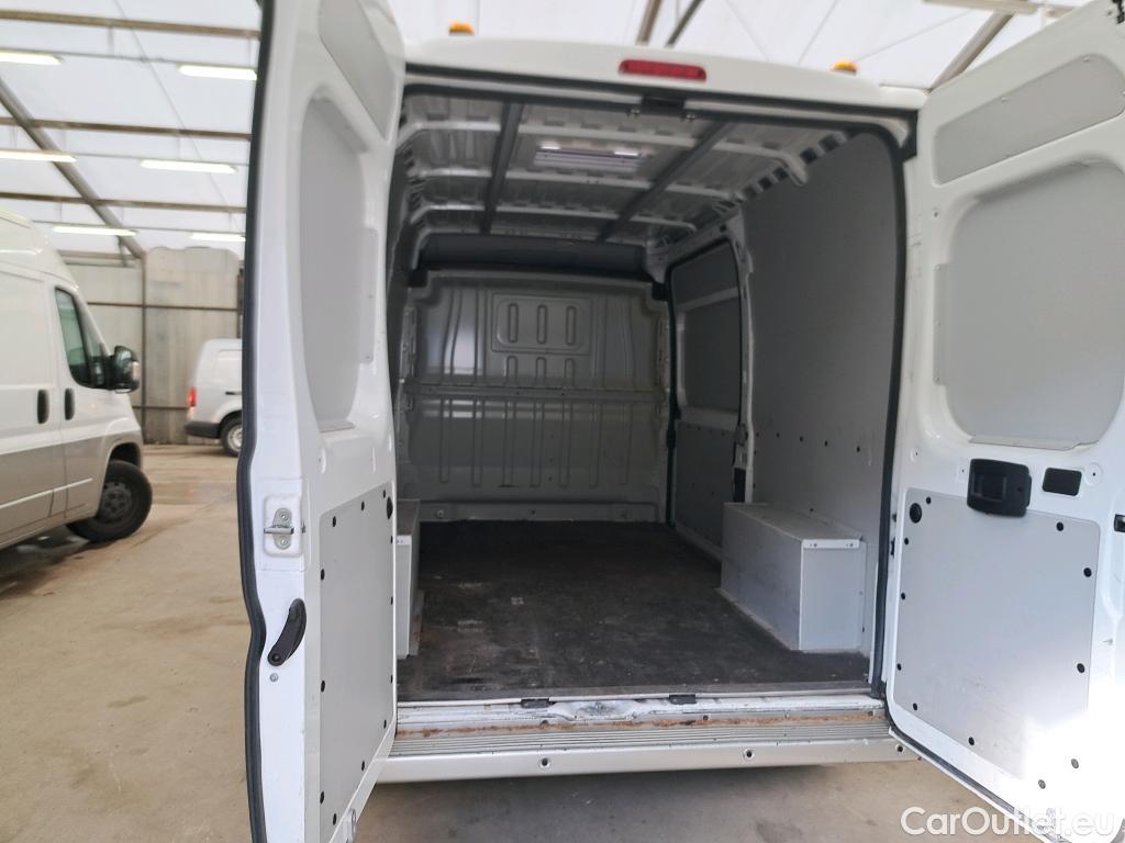  Peugeot  Boxer PEUGEOT  / 2014 / 4P / Fourgon tôlé 2.0 BLUEHDI 110 PREMIUM 335 L2H2 #22