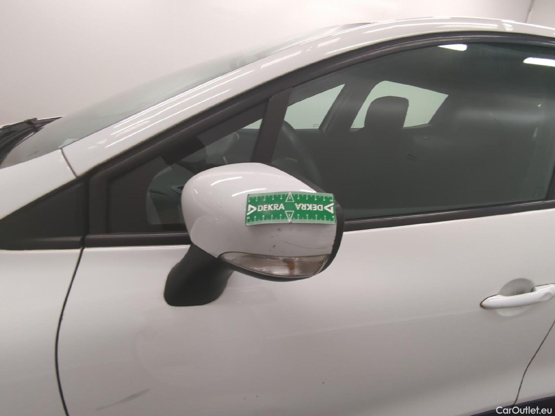  Renault  Clio RENAULT  Société / 2016 / 5P / Berline Air Medianav dCi 75 #42