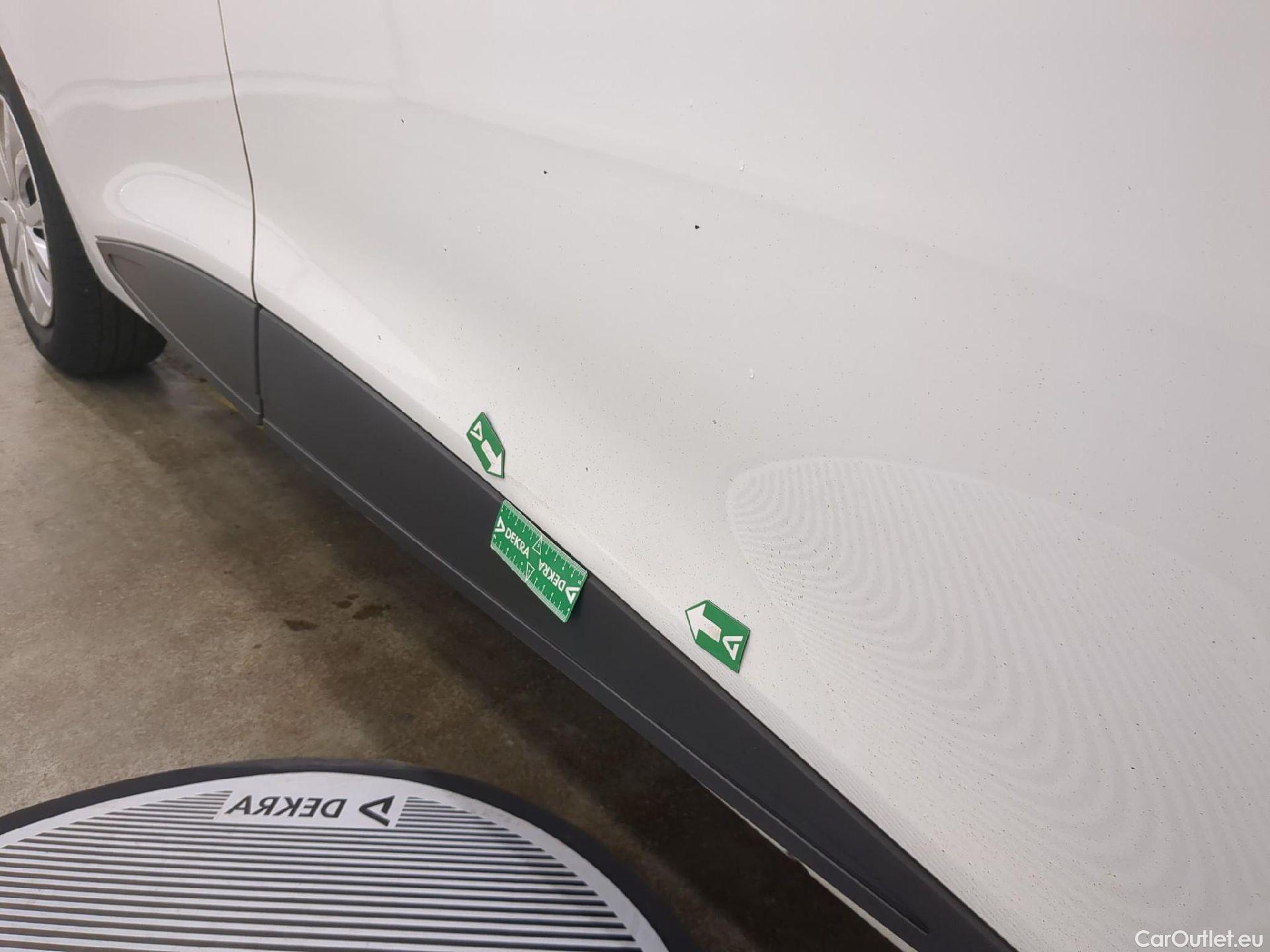  Renault  Clio RENAULT  Société / 2016 / 5P / Berline Air Medianav dCi 75 #24