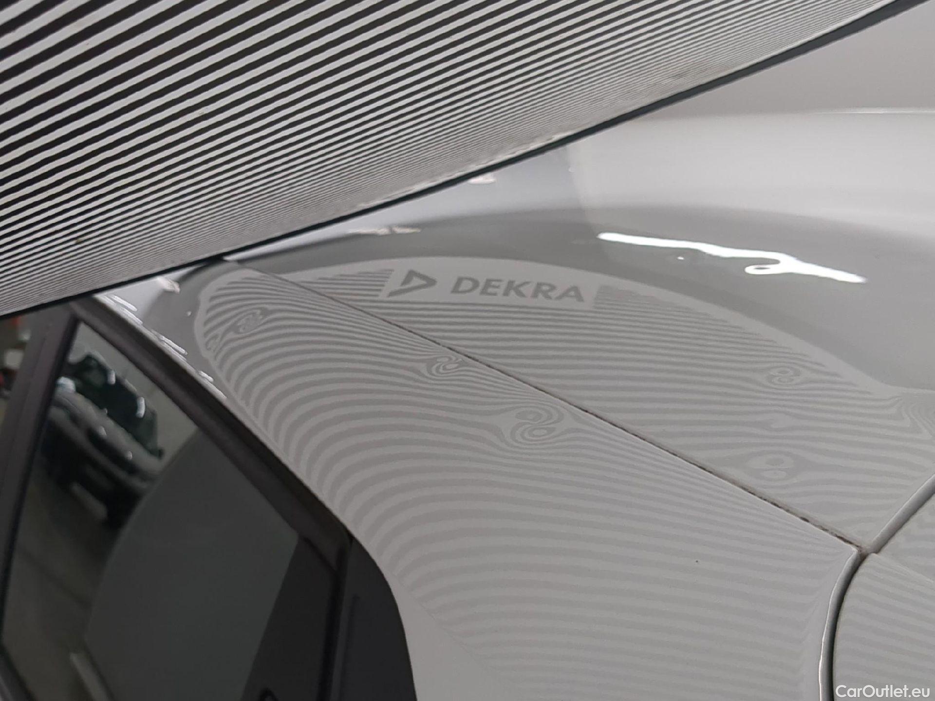  Renault  Clio RENAULT  Société / 2016 / 5P / Berline Air Medianav dCi 75 #50