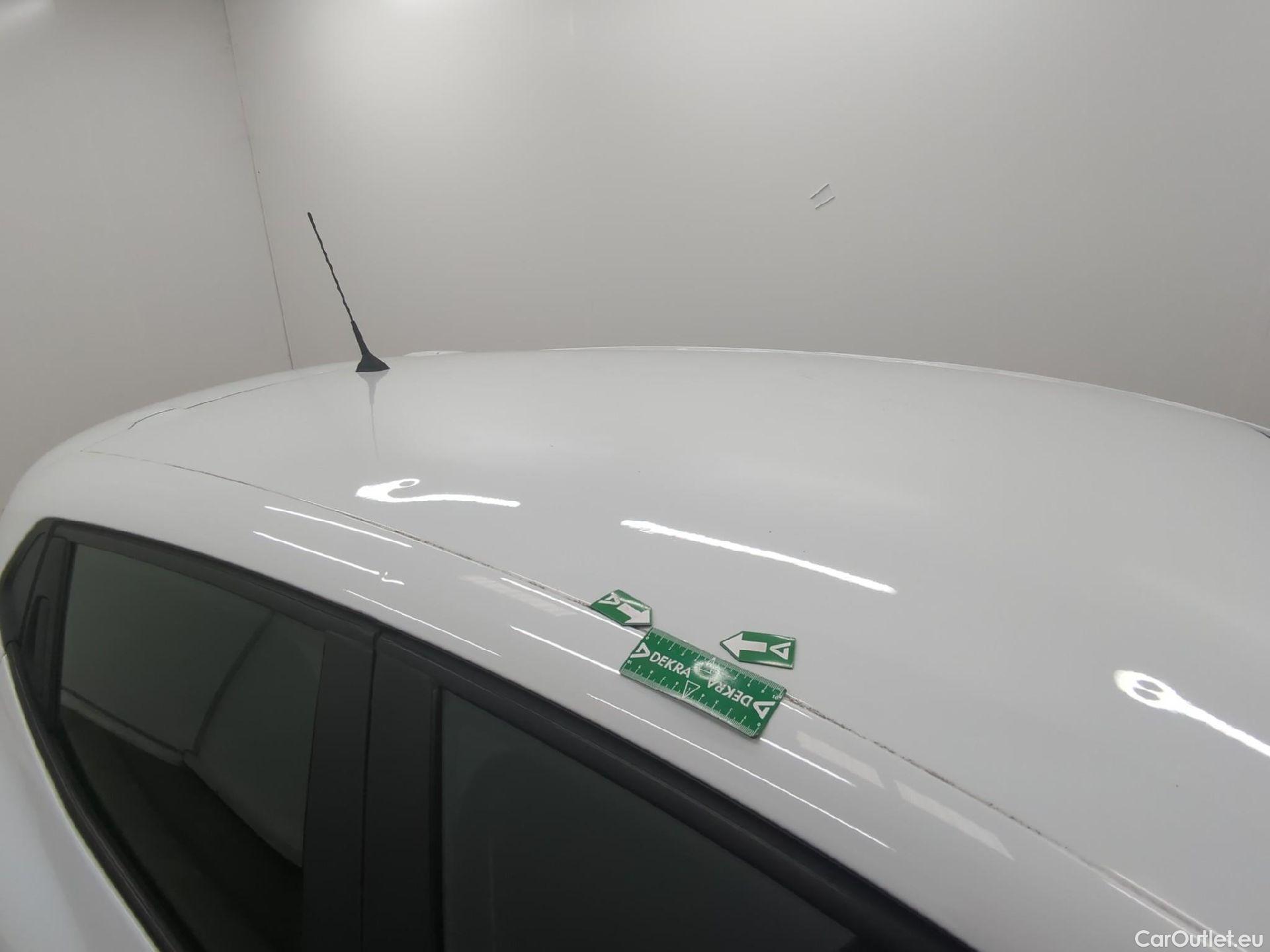  Renault  Clio RENAULT  Société / 2016 / 5P / Berline Air Medianav dCi 75 #17