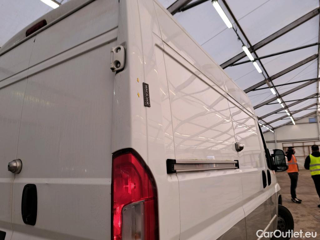  Peugeot  Boxer PEUGEOT  VU 4p VNA 2.0 BLUEHDI 110 PREMIUM 333 L1H2 fourgon tôlé #79