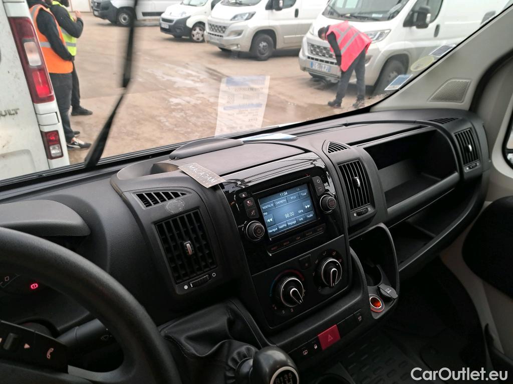  Peugeot  Boxer PEUGEOT  VU 4p VNA 2.0 BLUEHDI 110 PREMIUM 333 L1H2 fourgon tôlé #82