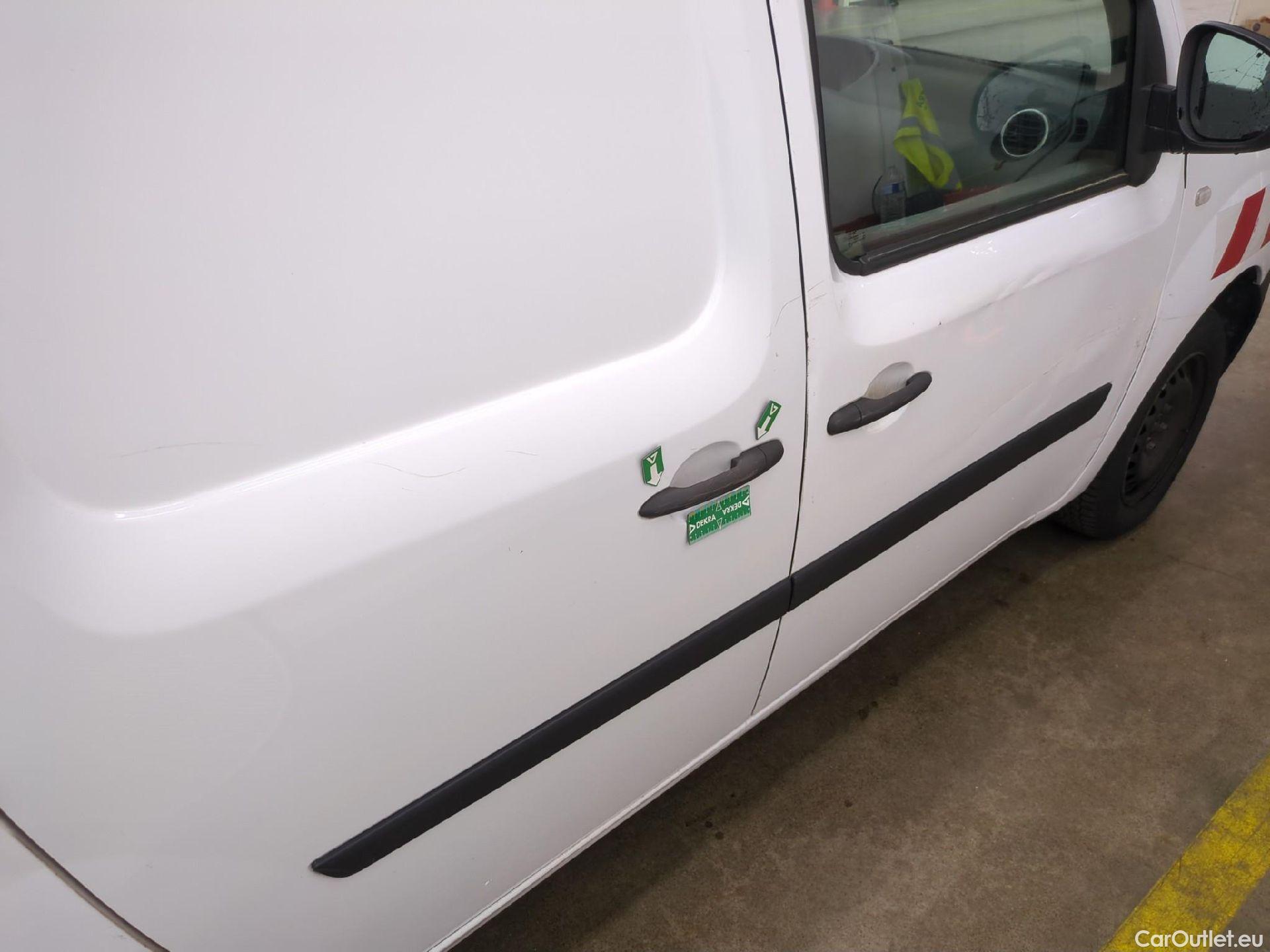  Renault  Kangoo  Express Maxi Extra (Série Spéciale) 1.5 dCi 90CV BVM5 E6 #34