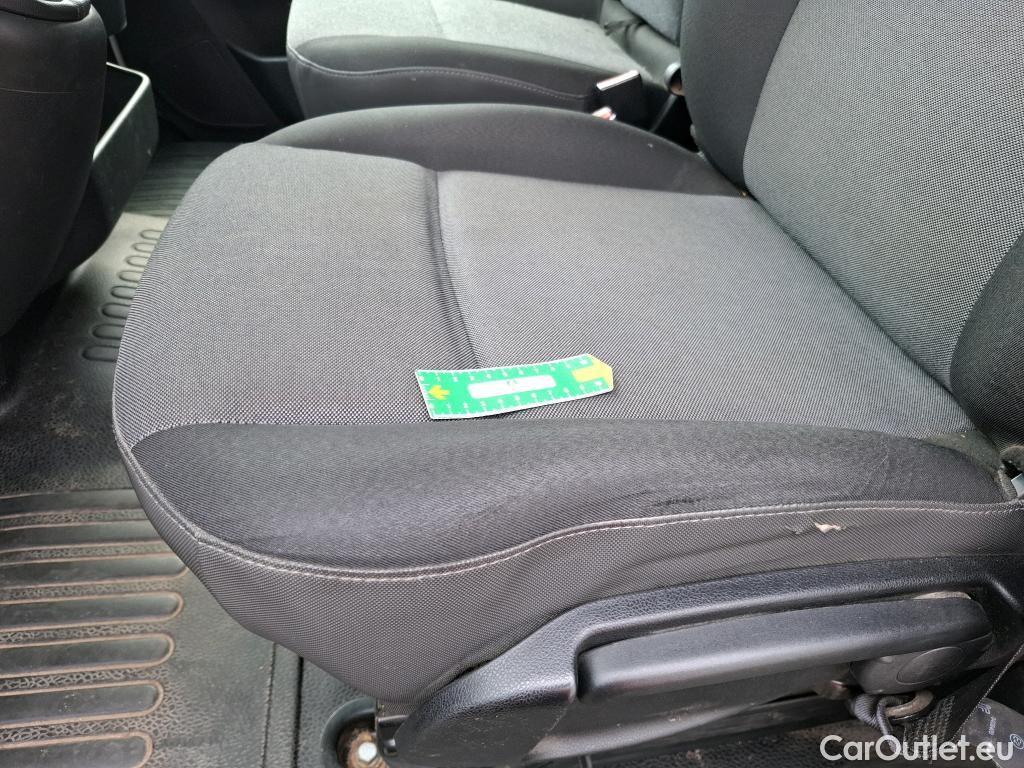  Renault  Master RENAULT  VU 4p Fourgon FG GCf Trac F3500 L2H2 Energy dCi 145 E6 #13