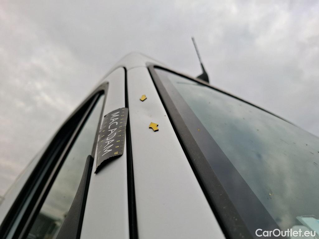  Renault  Master  III Fourgon L2H2 3 5 Grand Confort dCi #19