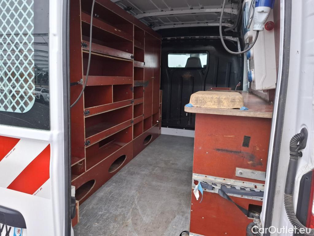  Renault  Master RENAULT  VU 4p Fourgon FG GCf Trac F3500 L2H2 Energy dCi 145 E6 #19