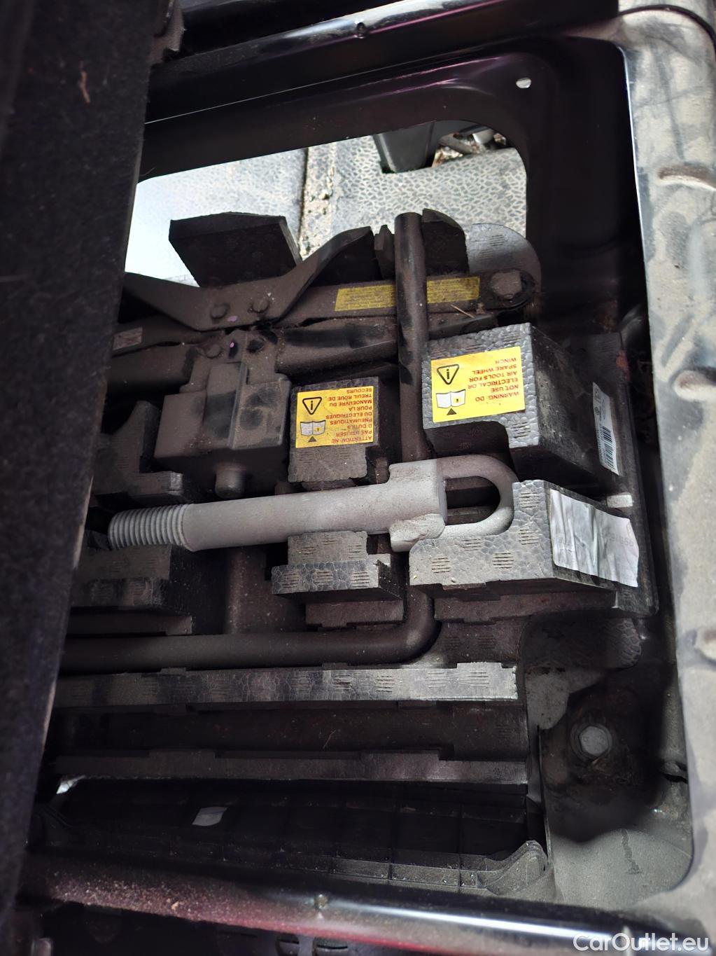  Renault  Master RENAULT  VU 4p Fourgon FG GCf Trac F3500 L2H2 Energy dCi 145 E6 #24