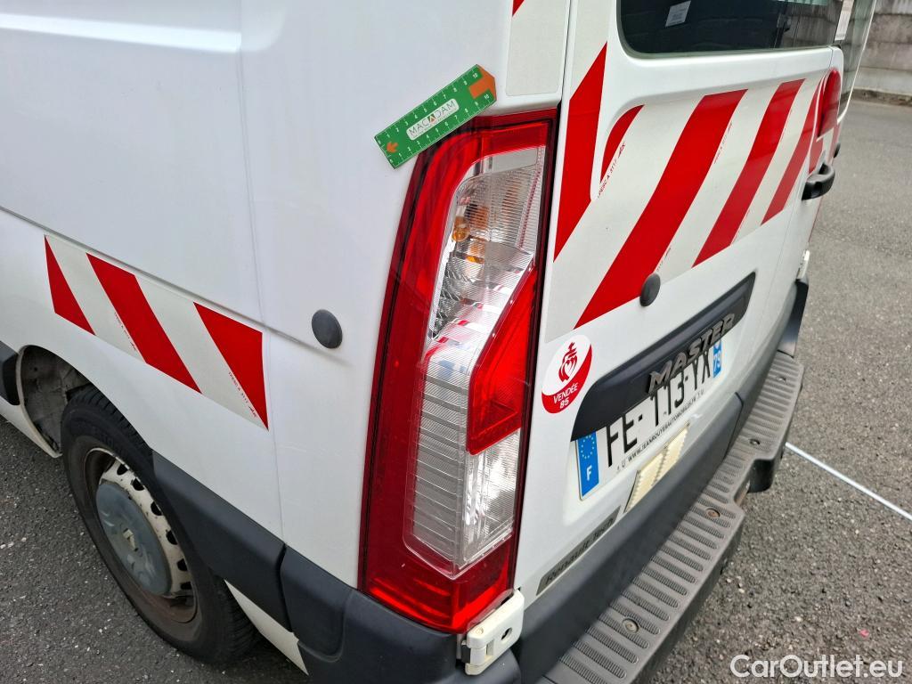  Renault  Master RENAULT  VU 4p Fourgon FG GCf Trac F3500 L2H2 Energy dCi 145 E6 #28
