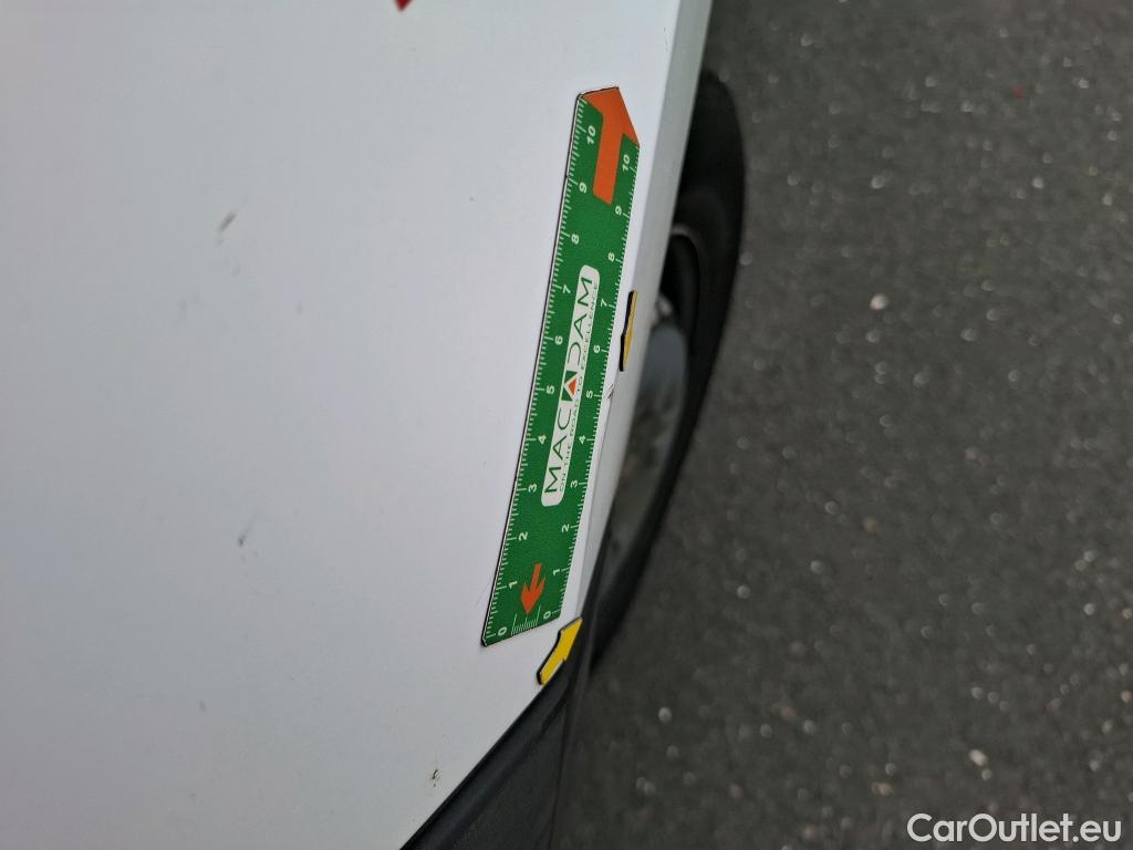  Renault  Master RENAULT  VU 4p Fourgon FG GCf Trac F3500 L2H2 Energy dCi 145 E6 #10