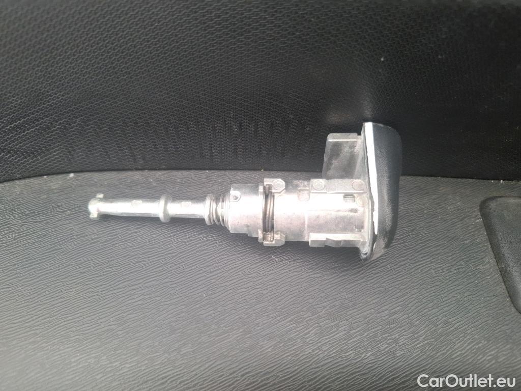  Renault  Kangoo  II Express Grand Confort (L1) 1.5 dCi 80CV BVM6 E6dT #77
