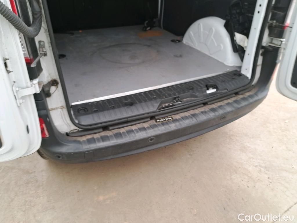  Renault  Kangoo RENAULT  Express 2013 4P Fourgonnette Grand Confort dCi 75 #25