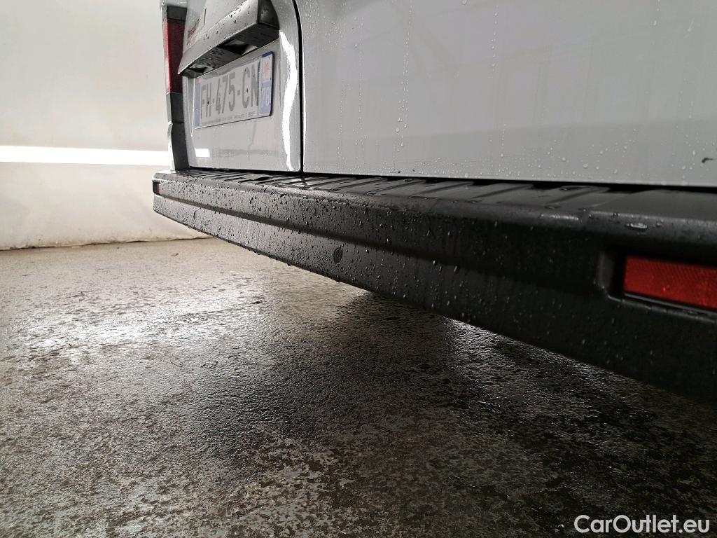  Renault  Trafic RENAULT  VU 4p Fourgon FG GCFL1H1 1000 dCi95 E6 #15