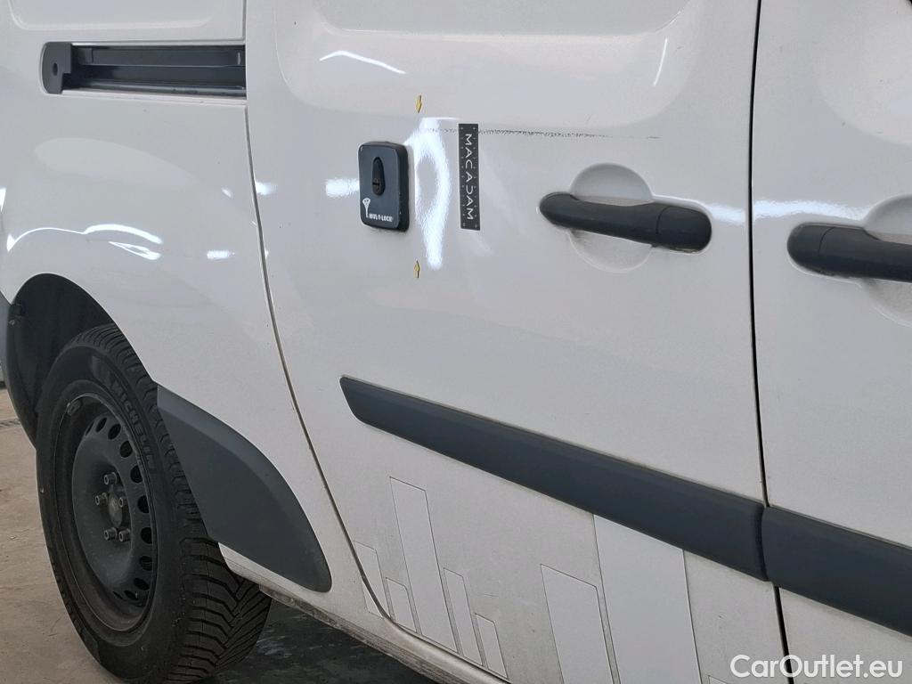  Renault  Kangoo RENAULT  Express  2013  4P  Fourgonnette Gd Volume Gd Confort  Blue dCi 95 #45