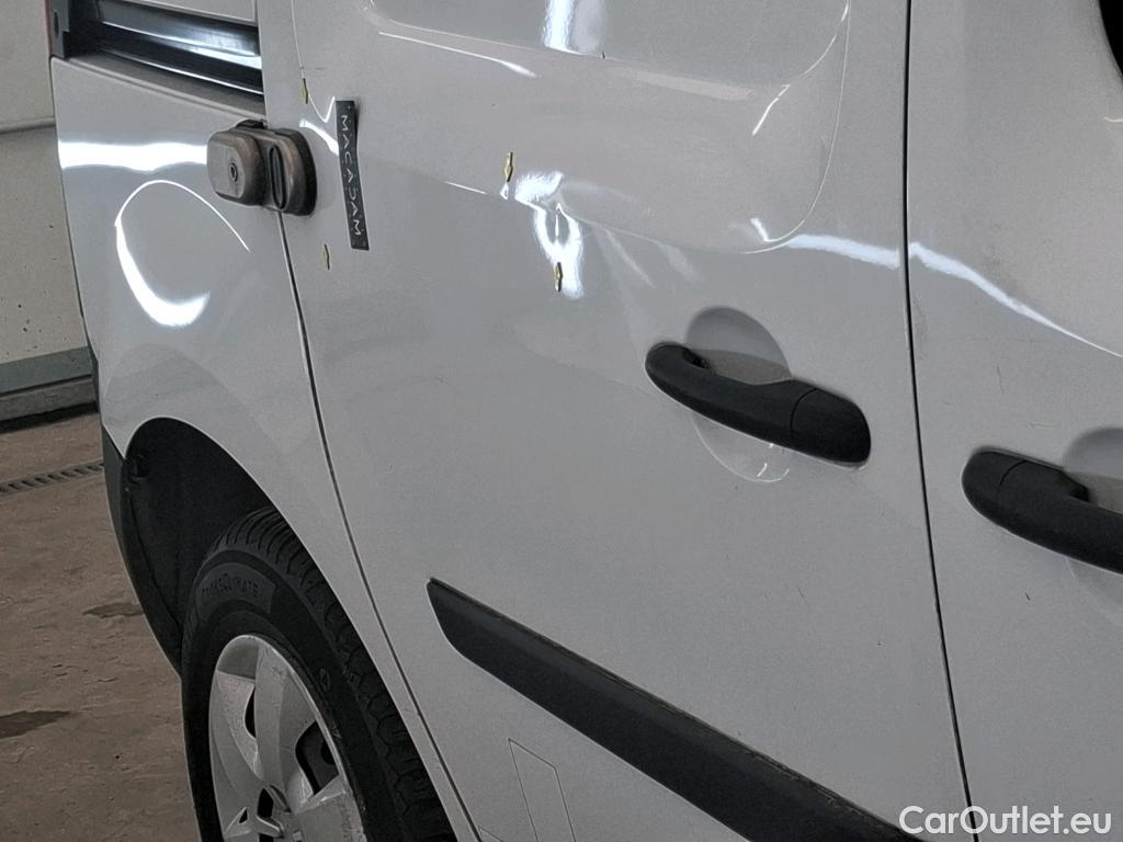  Renault  Kangoo  II Express Grand Confort (L1) 1.5 dCi 80CV BVM6 E6dT #44