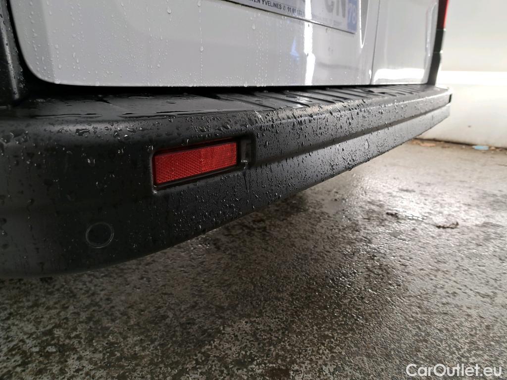  Renault  Trafic RENAULT  VU 4p Fourgon FG GCFL1H1 1000 dCi95 E6 #13