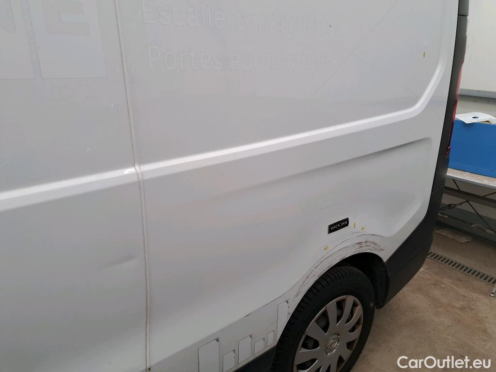  Renault  Trafic RENAULT  VU 4p Fourgon FG GCFL2H1 1200 dCi95 E6 #22