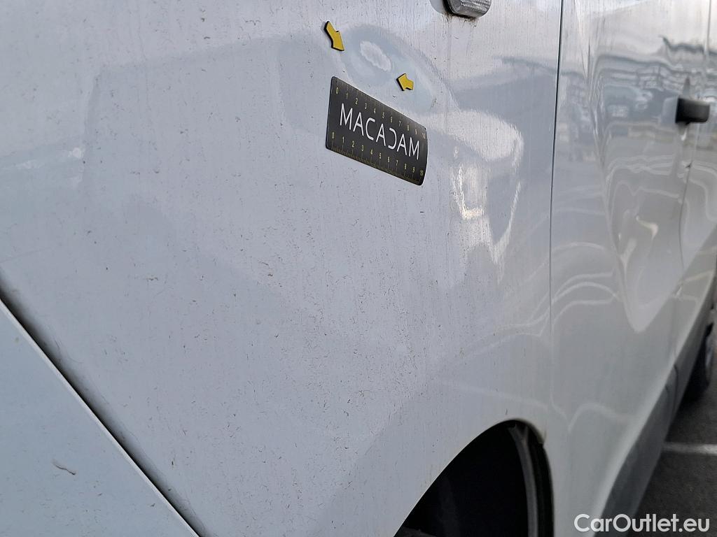  Renault  Trafic  Furgon Grand Confort L1H1 1000 1.6 dCi 120CV BVM6 E6 #82
