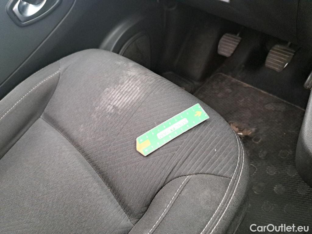  Renault  Trafic  Fourgon L2H1 1300 Confort 1.6 dCi 120CV BVM6 E6dT #38
