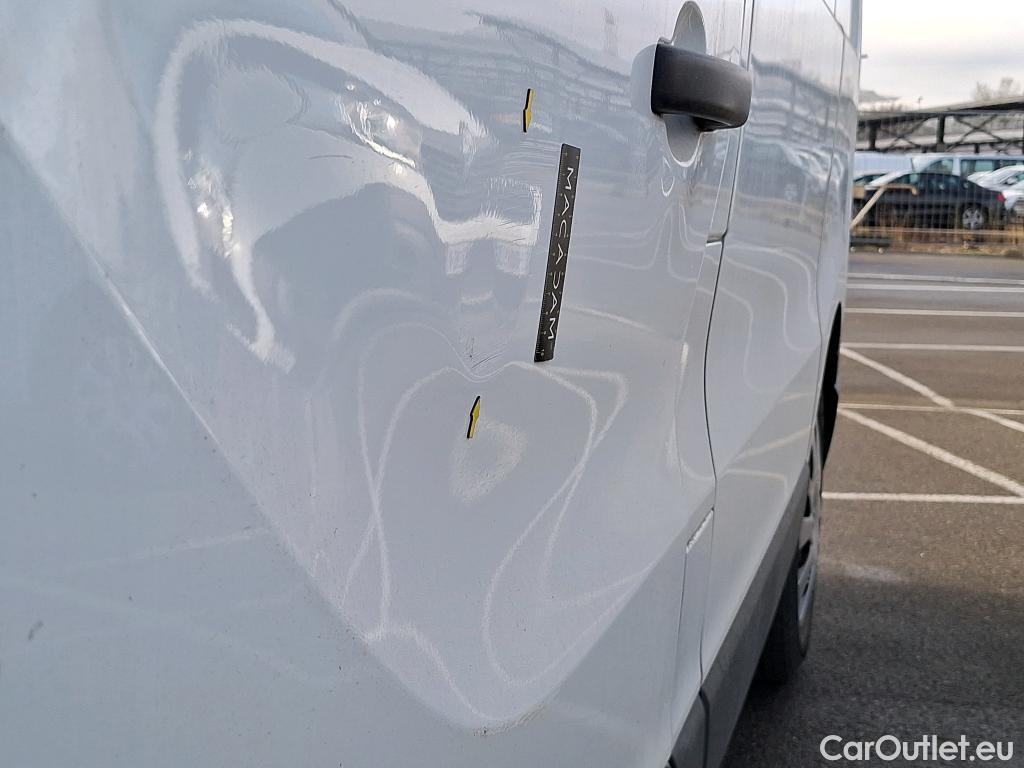 Renault  Trafic  Furgon Grand Confort L1H1 1000 1.6 dCi 120CV BVM6 E6 #58