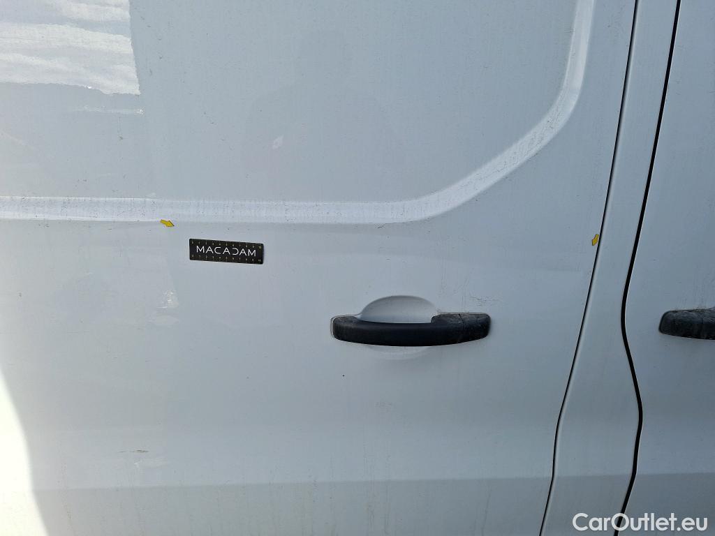  Renault  Trafic  Furgon Grand Confort L1H1 1000 1.6 dCi 120CV BVM6 E6 #52