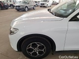  Alfa Romeo   STELVIO ALFA ROMEO / 2017 / 5P / SUV 2.2 TD 160 CV SUPER BUSINESS AT8 RWD #44
