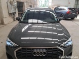  Audi  Q3 AUDI  / 2018 / 5P / SUV 35 TDI S TRONIC BUSINESS #26