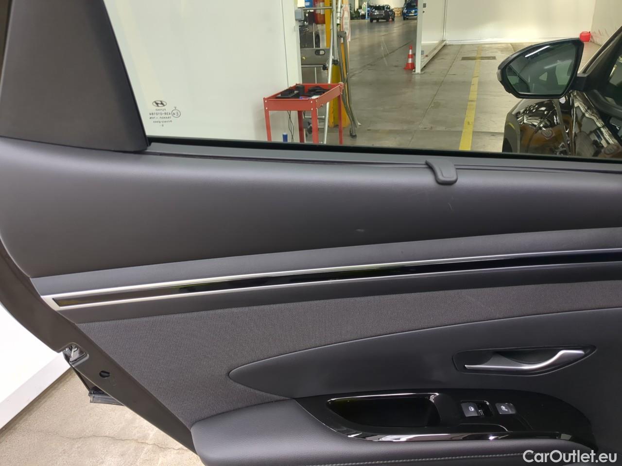  Hyundai  Tucson  Executive Plug-In Hybrid 4WD 1.6 T-GDI 265CV BVA6 E6d #1