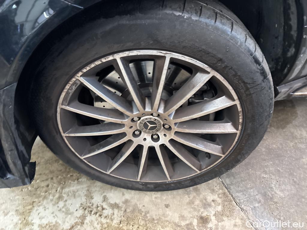  Mercedes  G-Klasee MERCEDES-BENZ GLE / 2019 / 5P / SUV GLE 350 e 4MATIC AMG Line #40