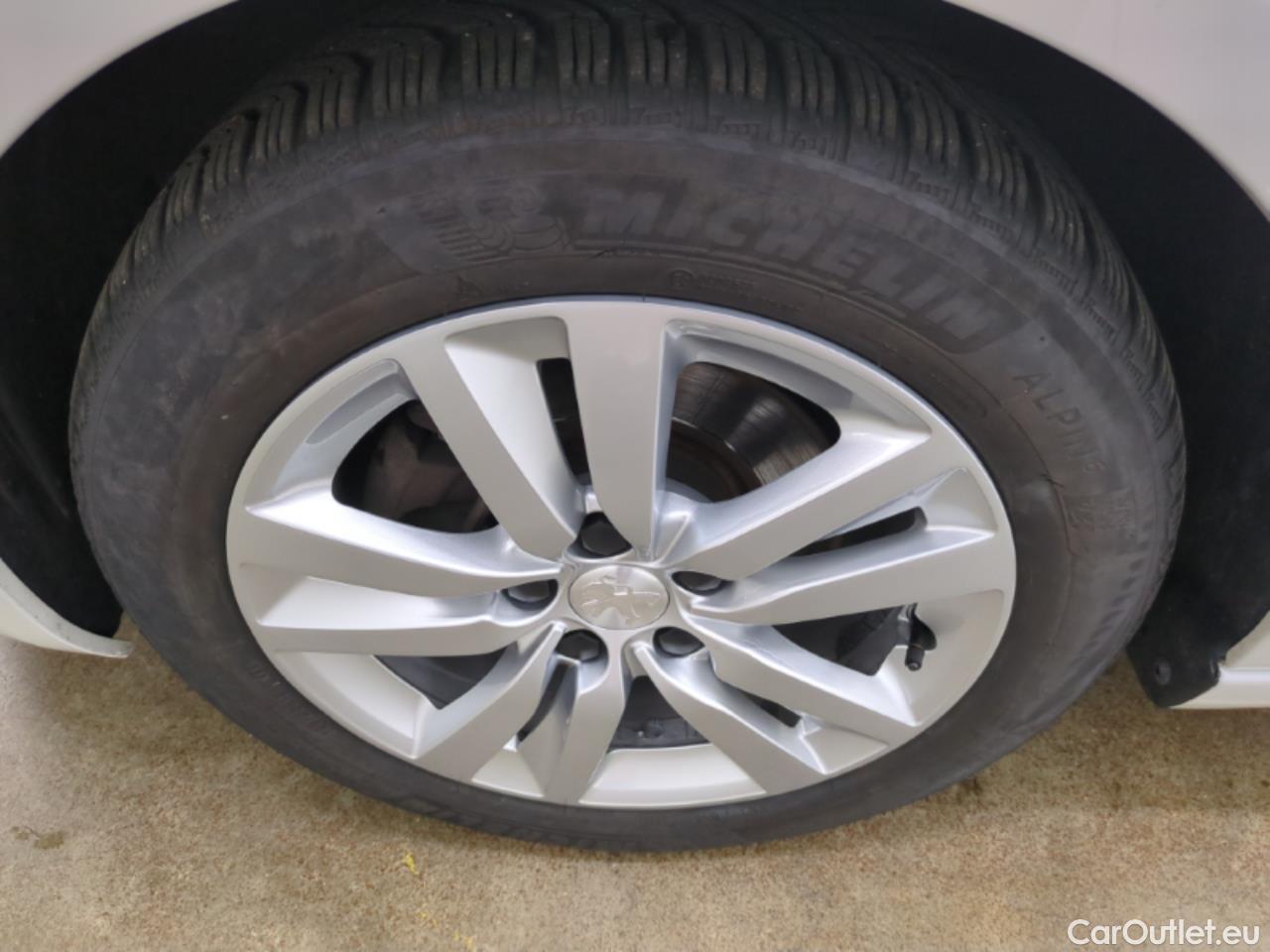  Peugeot  308  Active Business 1.5 HDi 130CV BVA8 E6dT #10