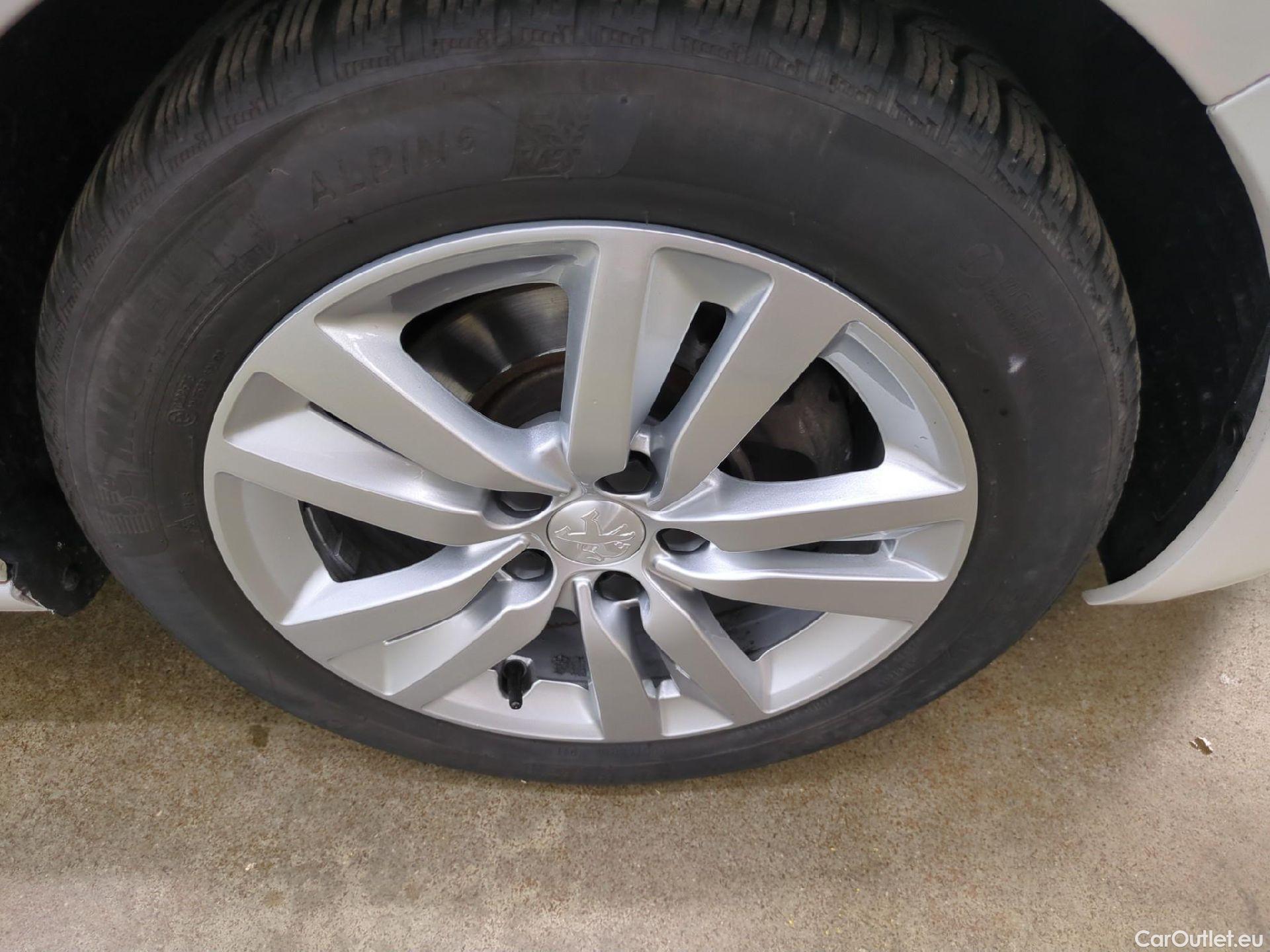 Peugeot  308  Active Business 1.5 HDi 130CV BVA8 E6dT #9